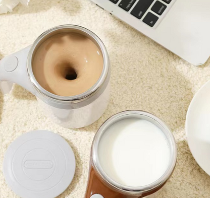 كوب خلط تلقائي كهربائي مميز