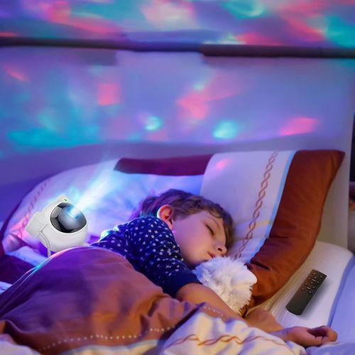 ضوء على شكل رائد فضاء - Makfool